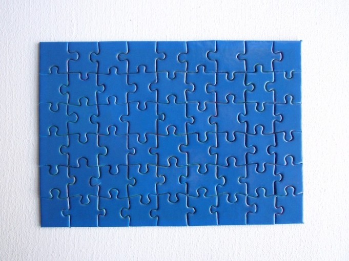 Eric Rutten Puzzle monochrome bleu